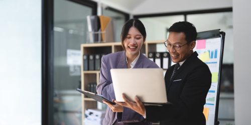 business-people-meet-and-discuss-chart-and-point-at-chart-company-report-share-marketing-in-the-scaled-1.jpg business-people-meet-and-discuss-chart-and-point-at-chart-company-report-share-marketing-in-the-scaled-1.jpg