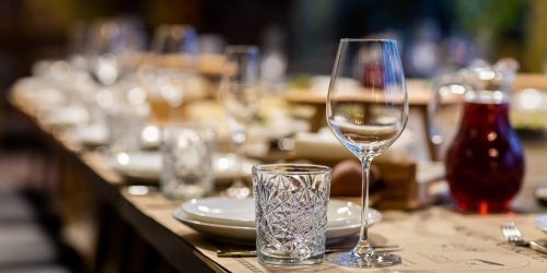 tables-set-for-an-event-party-or-wedding-reception-luxury-elegant-table-setting-dinner-in-a-re-scaled-1.jpg tables-set-for-an-event-party-or-wedding-reception-luxury-elegant-table-setting-dinner-in-a-re-scaled-1.jpg